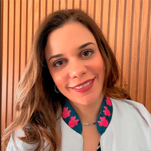 Dra. Letícia Rosa Ribeiro Cunha Oftalmologista